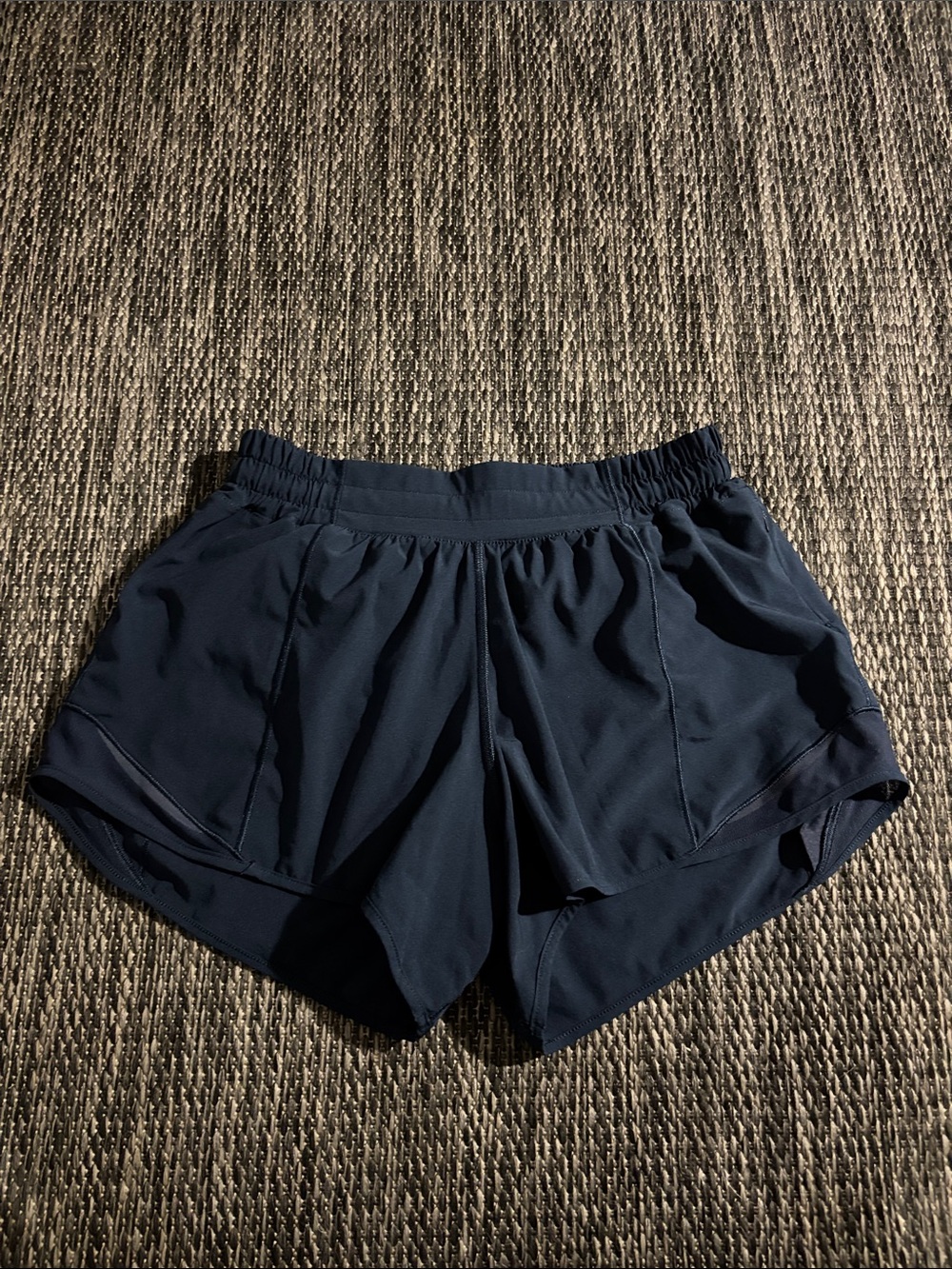 Lululemon Hotty Hot Short *Long 4” Swift Ultra Light Navy Blue Size 6